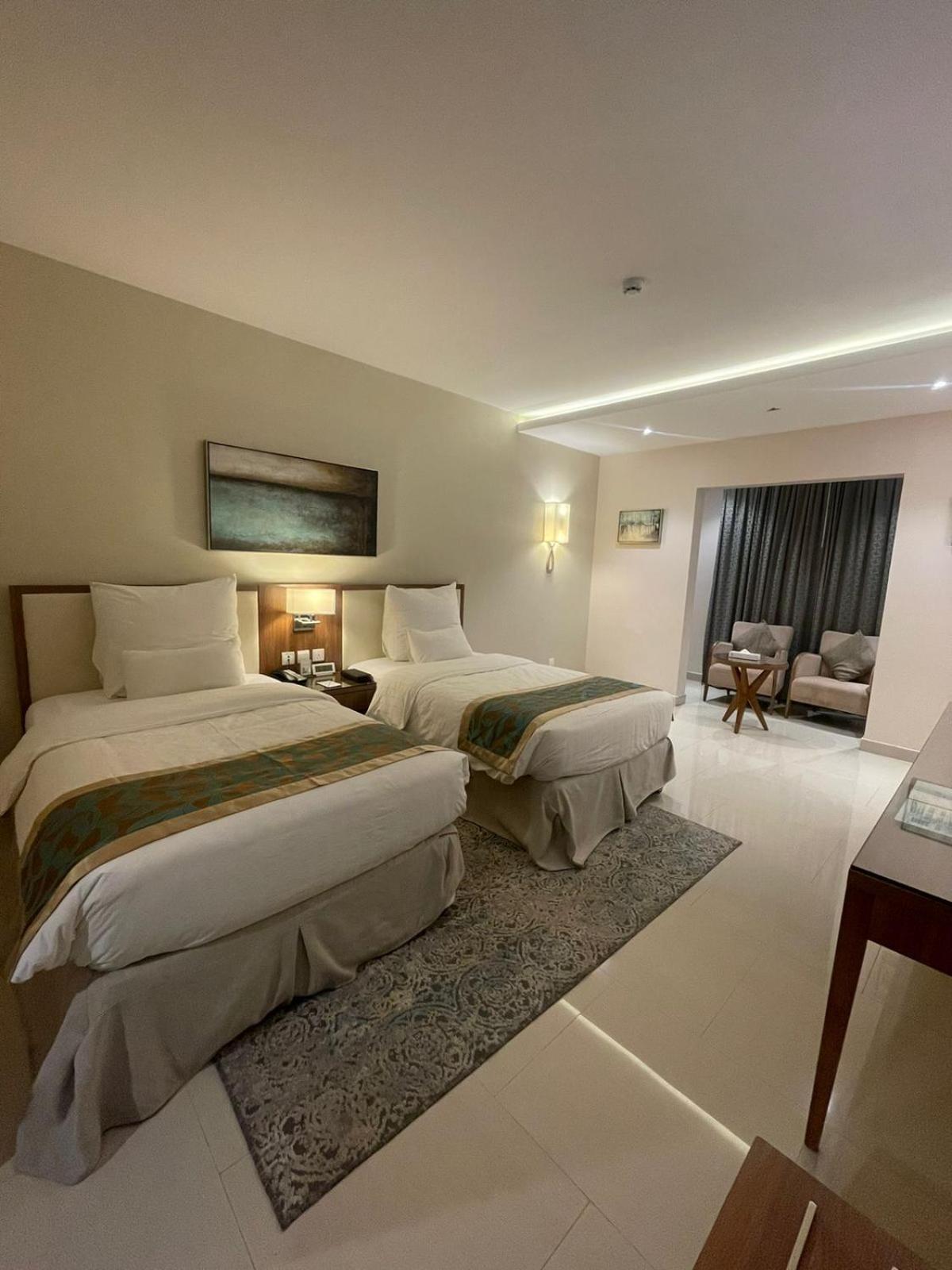 Best Western Plus Buraidah Exterior foto