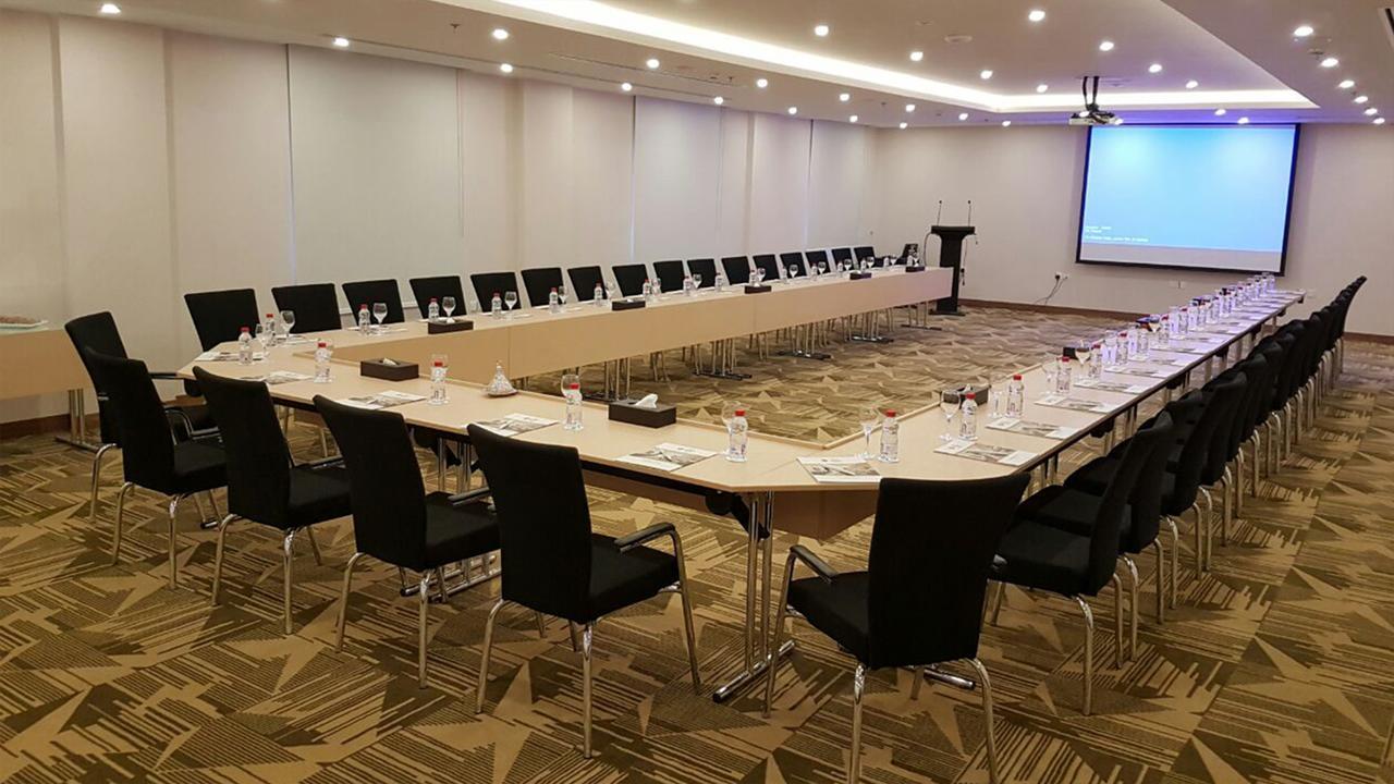 Best Western Plus Buraidah Exterior foto